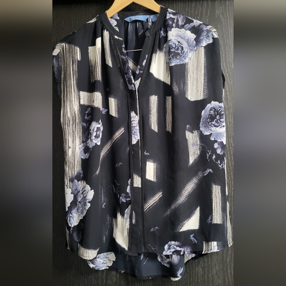 Simply Vera Floral Abstract Navy Blue And White Cap Sleeve Blouse